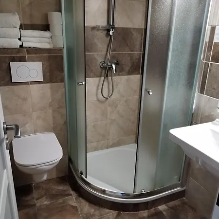 纳巴斯特酒店 酒店 3*