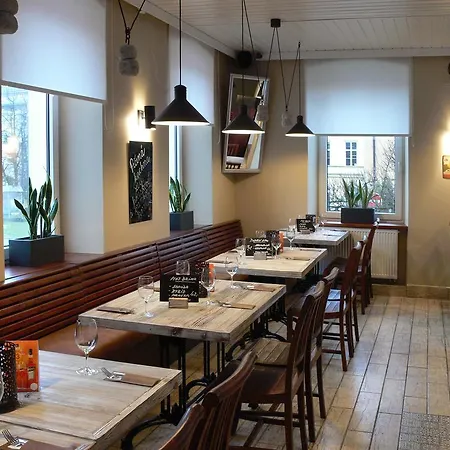 纳巴斯特酒店 捷克贾布朗尼城