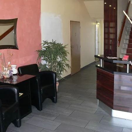 酒店 纳巴斯特酒店 3*