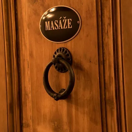 纳巴斯特酒店 酒店